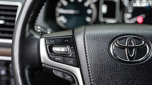 Toyota Land Cruiser Prado 2021 - фото 20