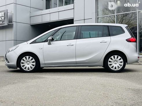 Opel Zafira 2016 - фото 2