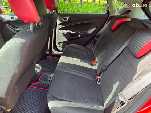 Ford Fiesta 2013 красный - фото 23