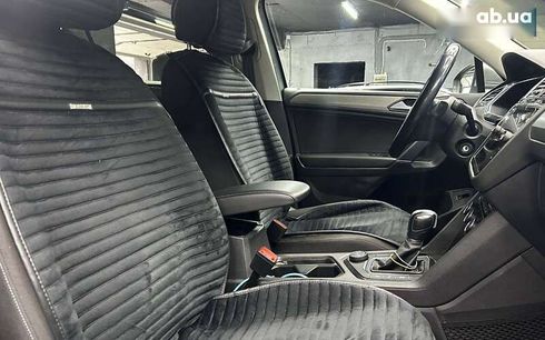 Volkswagen Tiguan 2018 - фото 17