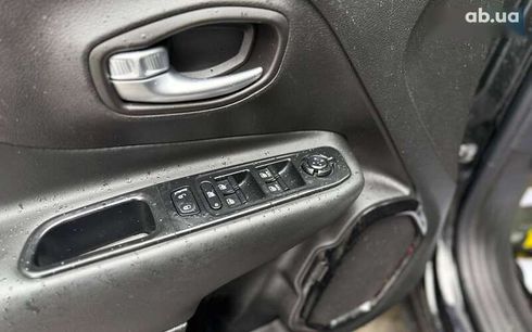 Jeep Renegade 2016 - фото 8
