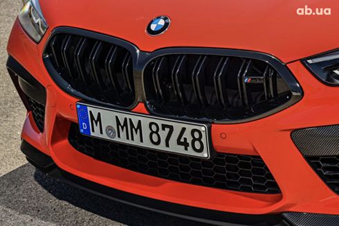 BMW M8 2023 - фото 10