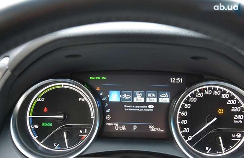 Toyota Camry 2019 - фото 22