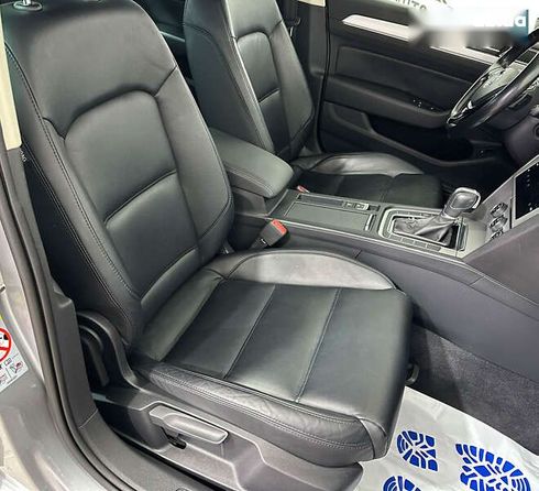 Volkswagen Passat 2019 - фото 9