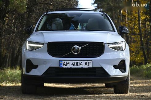 Volvo XC40 2024 - фото 9