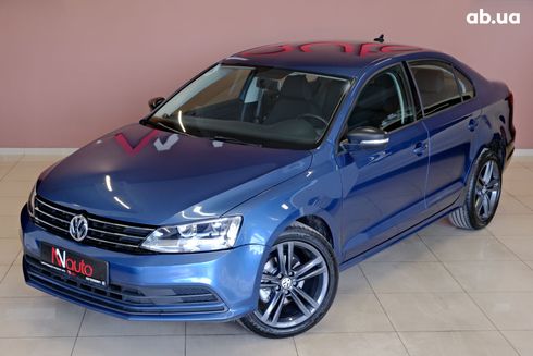 Volkswagen Jetta 2017 синий - фото 2