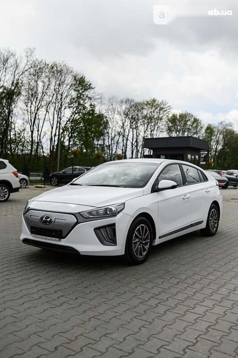 Hyundai Ioniq 2021 - фото 28