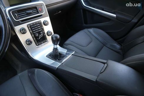 Volvo V60 2012 - фото 22