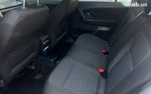Skoda Fabia 2010 - фото 18