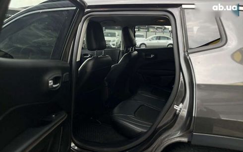 Jeep Compass 2017 - фото 27
