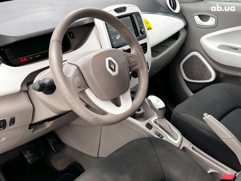 Renault Zoe 2016 белый - фото 13