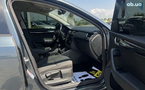 Skoda Octavia 2017 - фото 9