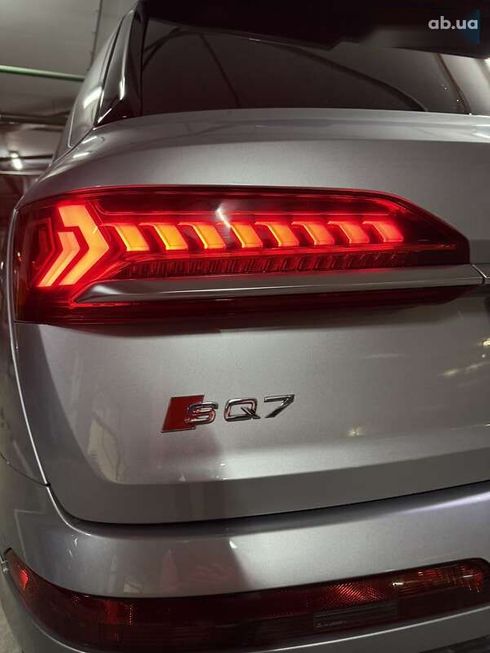 Audi SQ7 2020 - фото 23