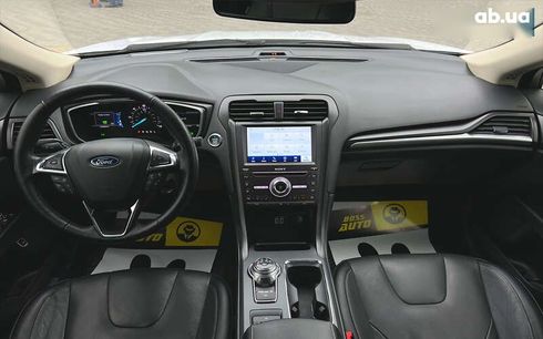 Ford Fusion 2020 - фото 11