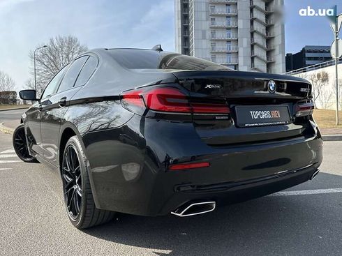 BMW 5 серия 2020 - фото 7