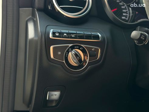 Mercedes-Benz C-Класс 2016 белый - фото 36