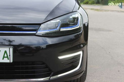 Volkswagen e-Golf 2020 - фото 8