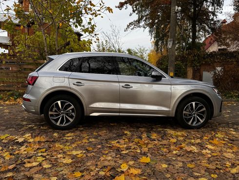Audi Q5 2024 серый - фото 6