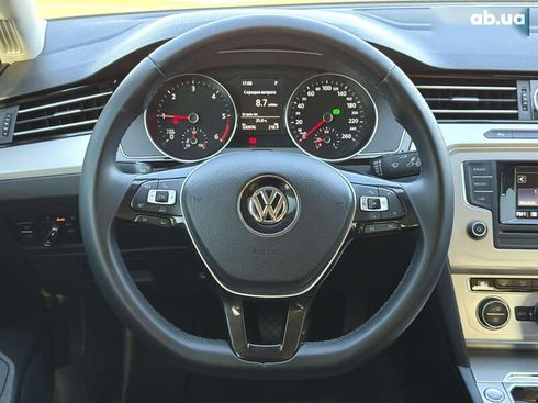 Volkswagen Passat 2016 - фото 23
