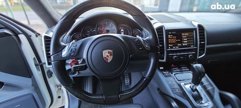 Porsche Cayenne 2013 белый - фото 16