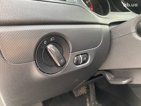 Volkswagen Jetta 2015 серый - фото 14