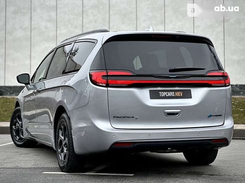 Chrysler Pacifica 2021 - фото 13