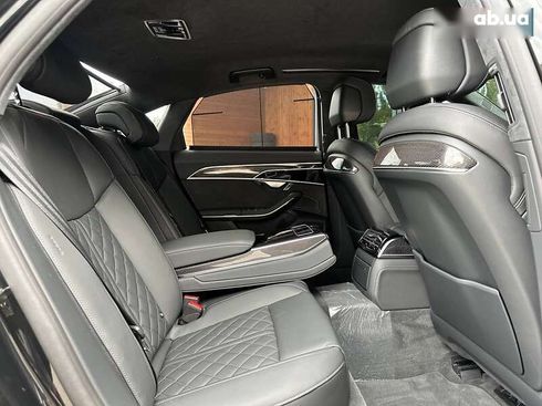 Audi S8 2025 - фото 26