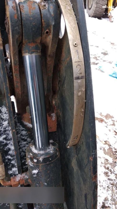 Komatsu WB 2010 - фото 5