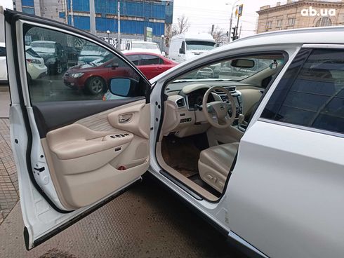 Nissan Murano 2017 белый - фото 19
