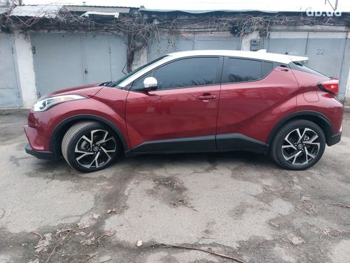 Toyota C-HR 2018 вишневый - фото 20