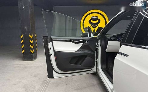 Tesla Model X 2017 - фото 9