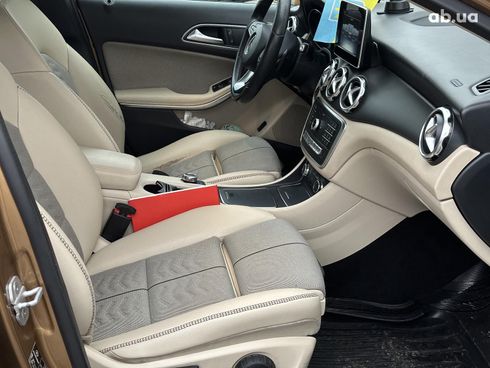 Mercedes-Benz GLA-Класс 2017 бежевый - фото 20
