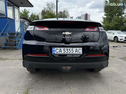 Chevrolet Volt 2015 - фото 12