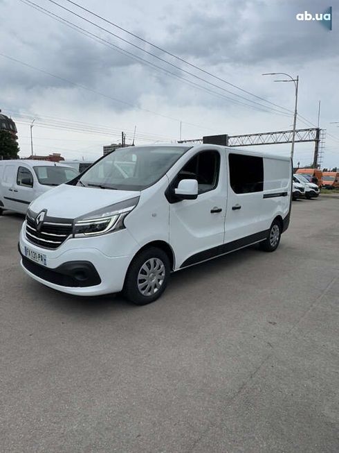 Renault Trafic 2020 - фото 14