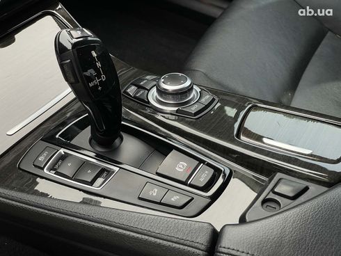 BMW 5 серия 2012 белый - фото 20