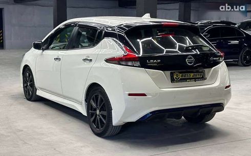 Nissan Leaf 2022 - фото 4