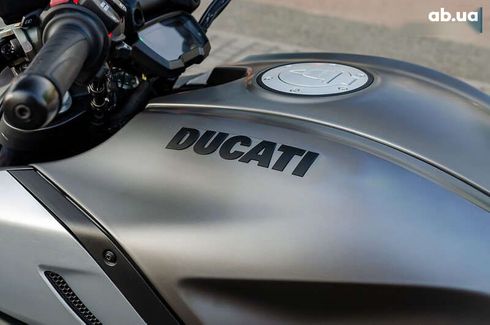 Ducati DIAVEL 2019 - фото 15