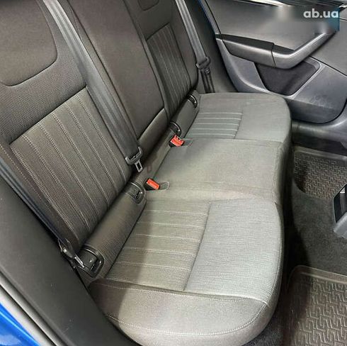 Skoda Octavia 2019 - фото 23