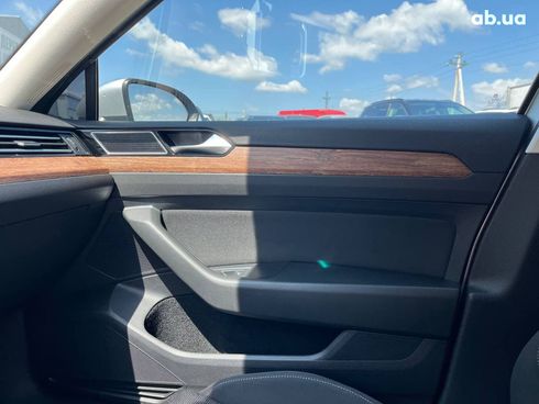 Volkswagen passat b8 2015 серый - фото 46