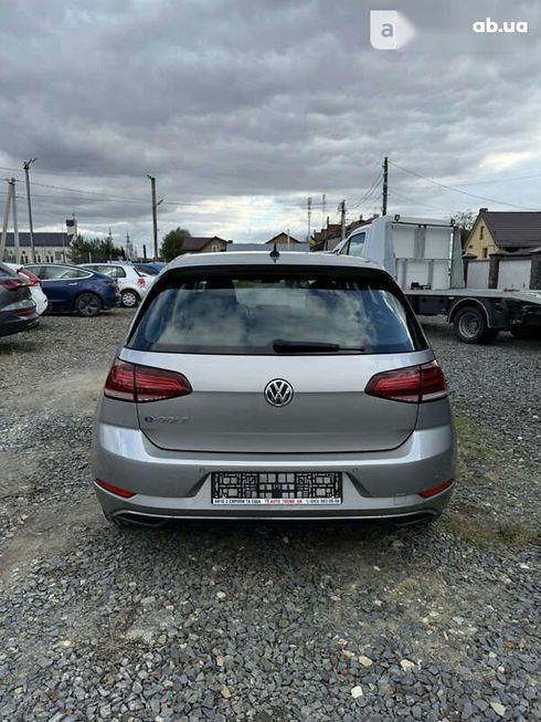 Volkswagen e-Golf 2020 - фото 6