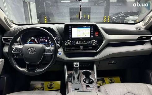 Toyota Highlander 2021 - фото 16
