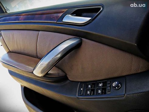 BMW X5 2004 - фото 7