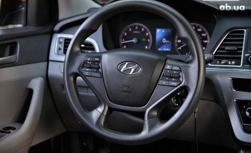 Hyundai Sonata 2014 красный - фото 19