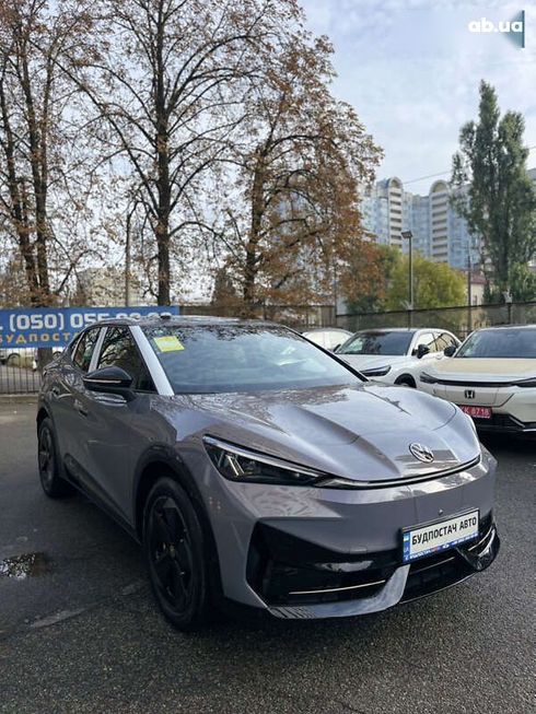 Volkswagen ID. Unyx 2025 - фото 2