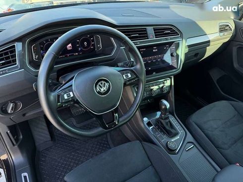 Volkswagen Tiguan 2019 - фото 14