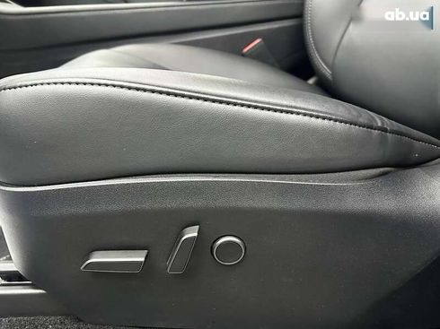 Tesla Model Y 2023 - фото 13
