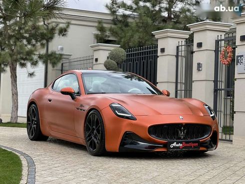 Maserati GranTurismo 2024 - фото 22