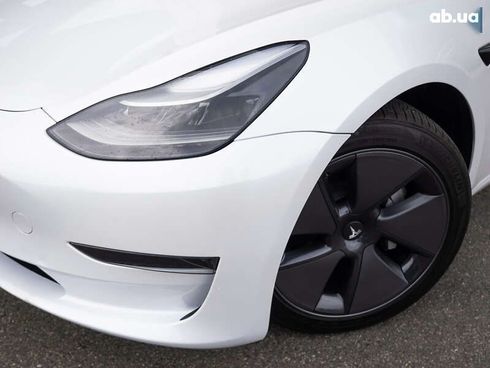 Tesla Model 3 2023 - фото 8