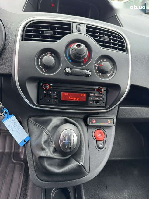 Renault Kangoo 2020 - фото 24