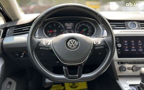 Volkswagen Passat 2018 - фото 13